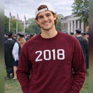 NWT HillFlint 100% Merino Wool University Class of 2018 Sweater